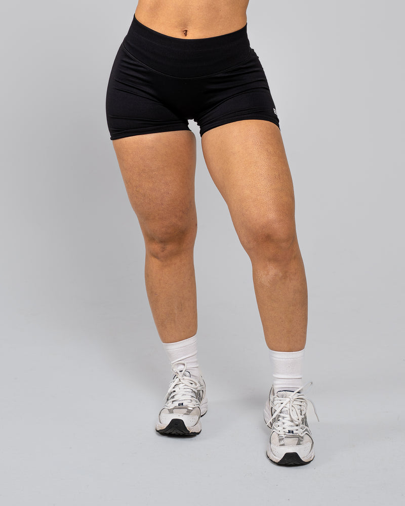 V-Contour Seamless Shorts